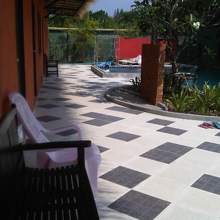 2 Home Chalong Exterior foto